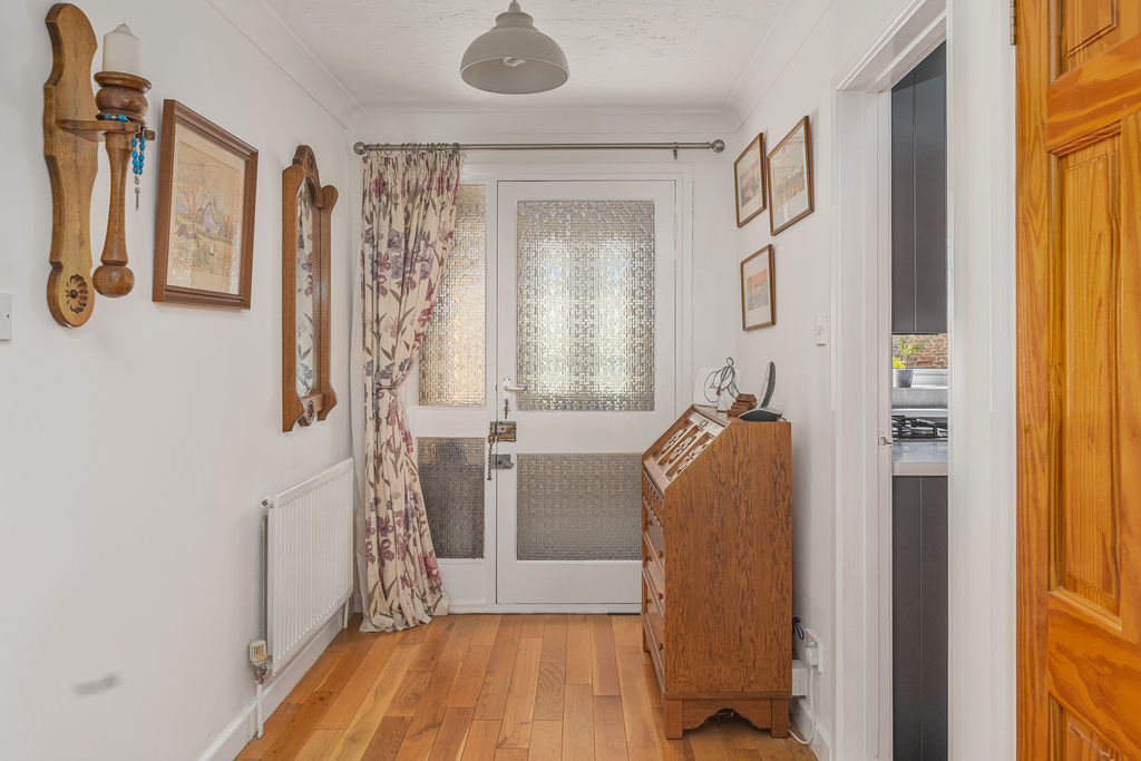 Astrop Road Kings Sutton